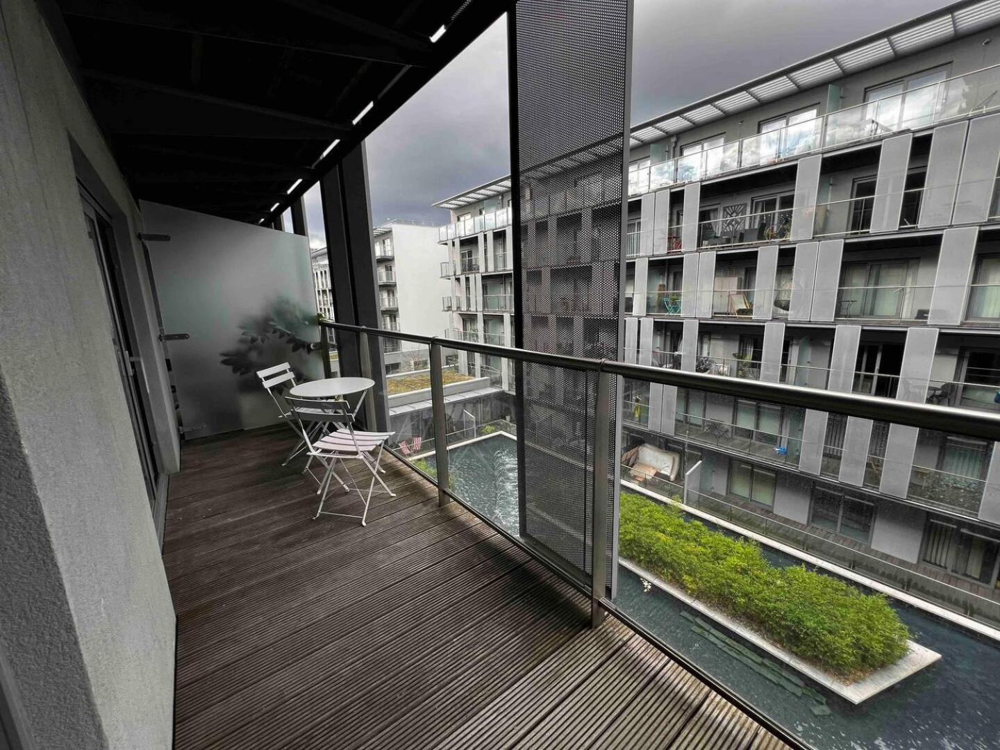 Stylish 1-Bed Flat With Sofa-Bed In London Apartment ภายนอก รูปภาพ